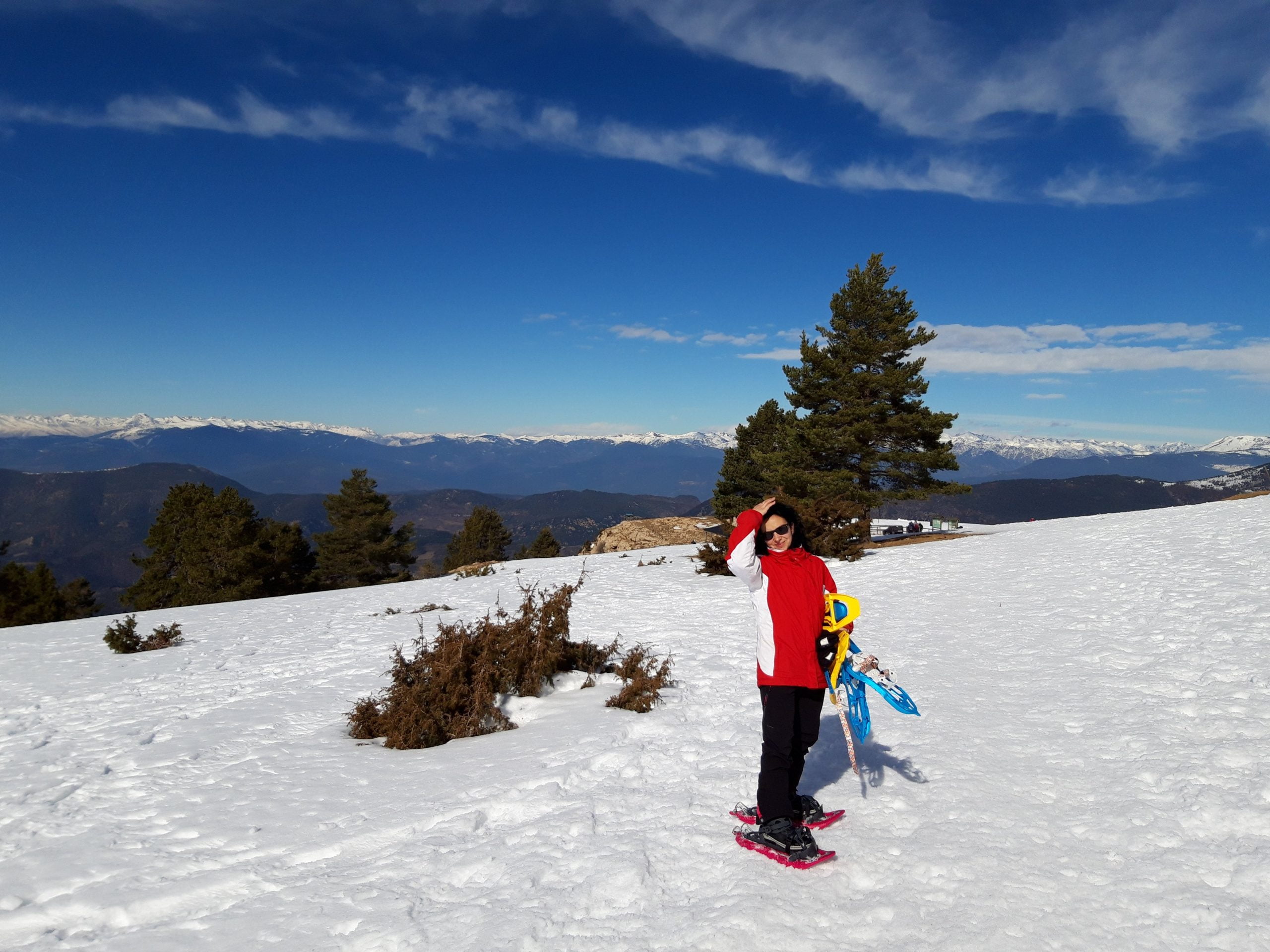 Hacer raquetas de nieve con niños: supertruco! Trineo+Arnés+ superpapas