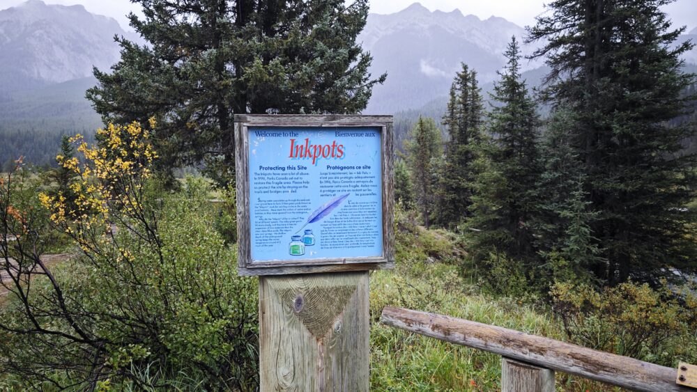 Llegada a las Inkpots, protegidas hoy. Manantiales donde antes sacaban tinta verde y azul. Johnston Canyon, Banff National Park, Canadá