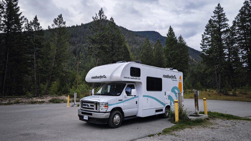 Dump station, zona de vaciados de autocaravanas de un camping público de Canadá