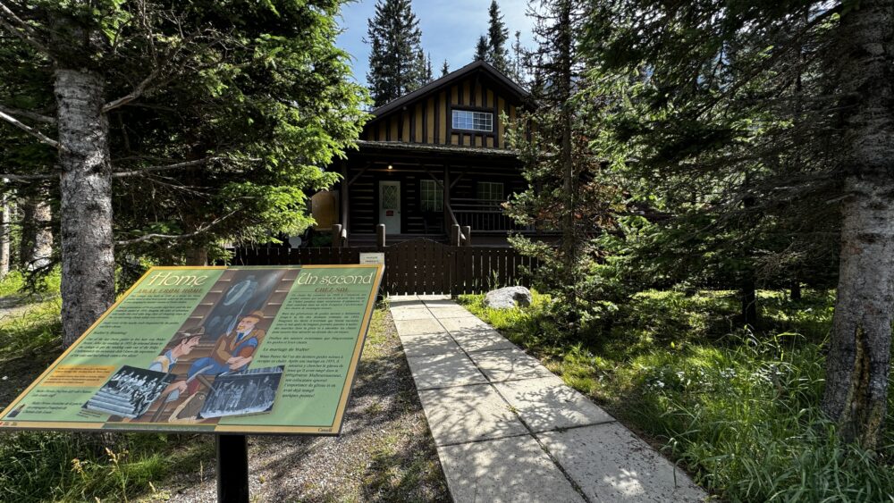 Casa suiza, a la entrada de Lake Louise